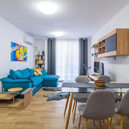 La Dolce Vita ~ New 1-bedroom Flat With Balcony Apartment Sofia