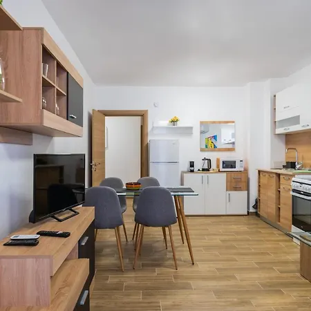 La Dolce Vita ~ New 1-bedroom Flat With Balcony Apartment Sofia